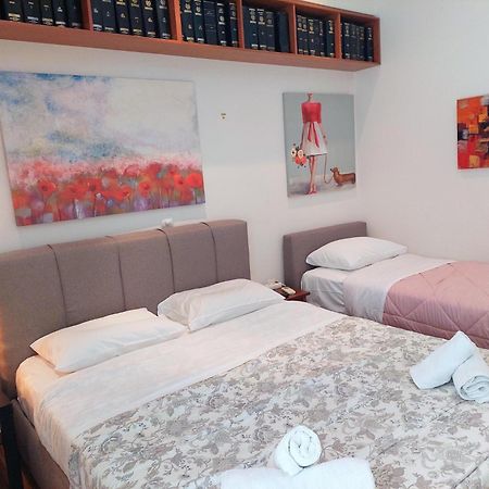 Lovely Apartment In Athens Center Exterior foto